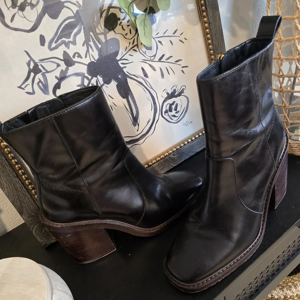 Tory Burch Women’s Sierra Antik Heeled Ankle Boots Black Leather 10 Euc